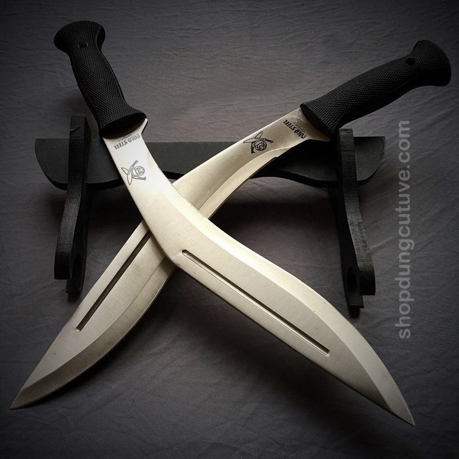 dao quắm đi rừng kukri